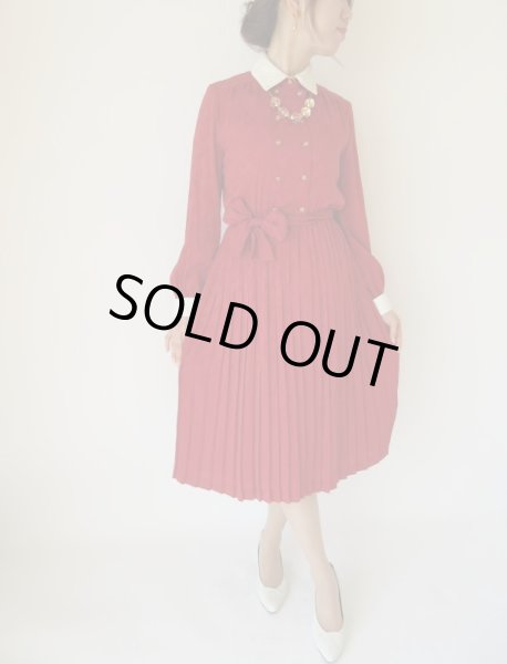 画像2: ライオンボタンの白レース切り替えワンピース (2)