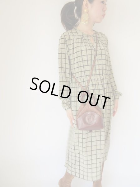 画像2: 大人レトロな格子柄ワンピース (2)