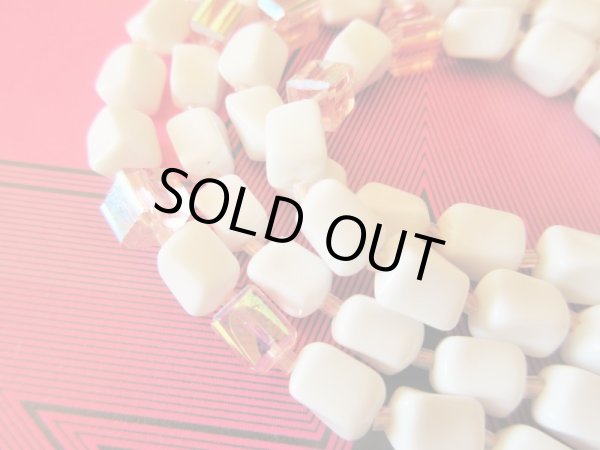 画像3: 海外ヴィンテージ*ミルクガラスビーズのネックレス (3)