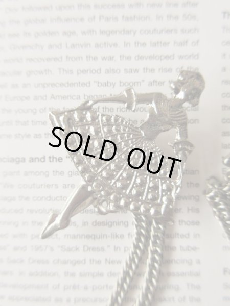 画像3: Dead stock*バレリーナのチェーンブローチ (3)