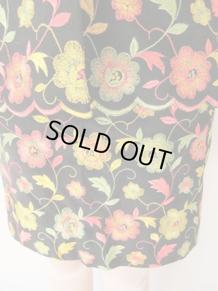 画像8: 【総入れ替え対象外商品】1点モノ*豪華お花刺繍のセットアップ (8)