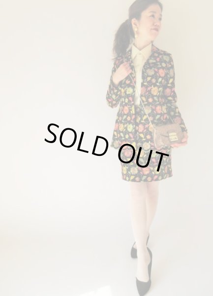 画像2: 【総入れ替え対象外商品】1点モノ*豪華お花刺繍のセットアップ (2)