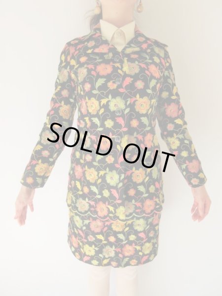 画像3: 【総入れ替え対象外商品】1点モノ*豪華お花刺繍のセットアップ (3)