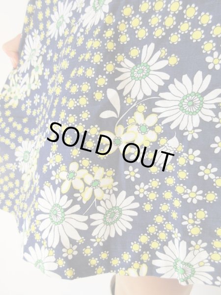 画像9: 【総入れ替え対象外商品】お仕立て品の1点モノ*チャーミングなお花柄ワンピース (9)