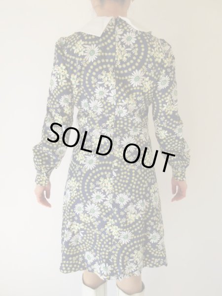 画像5: 【総入れ替え対象外商品】お仕立て品の1点モノ*チャーミングなお花柄ワンピース (5)