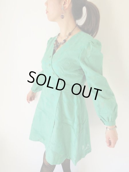 画像2: お仕立て品*透かし模様のお花柄生地ワンピ (2)