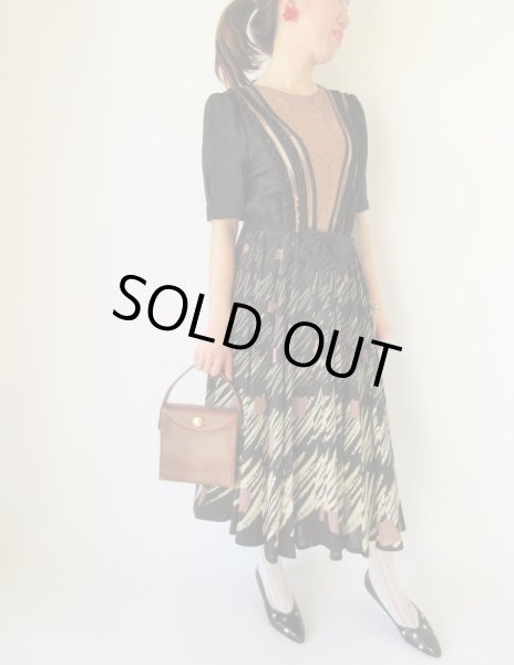 画像2: Dead stock*高級感のあるスモ―キーカラーワンピース (2)
