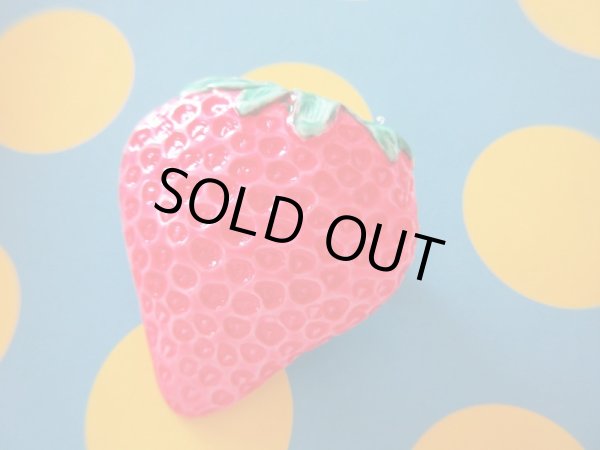 画像3: Dead stock*苺ブローチ (3)