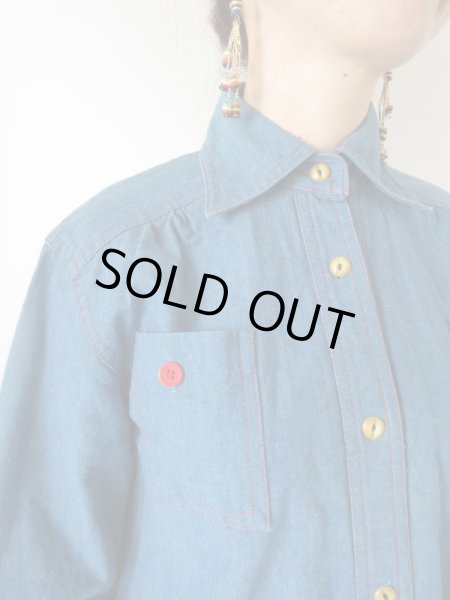 画像6: 赤のワンポイントのゆったりワンピース (6)