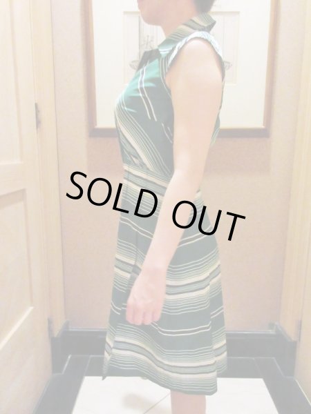 画像4: グラデーションラインの海外ヴィンテージワンピース (4)