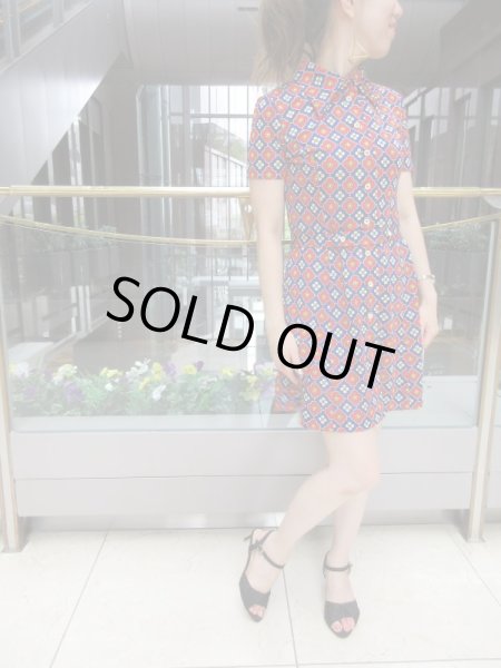 画像2: ポップでキュートなフラワーワンピース (2)