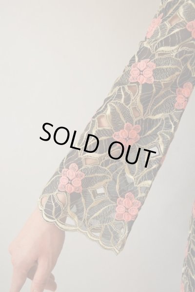 画像13: お仕立て品の1点モノ*豪華刺繍のフラワーワンピース (13)