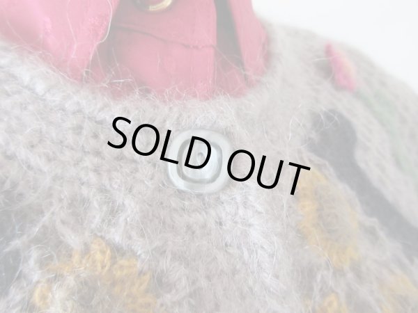 画像6: レトロモチーフのステッチニットカーディガン (6)