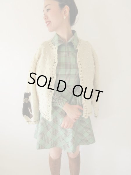 画像2: 【シルエットの可愛げ*】レトログリーンのチェックワンピース (2)