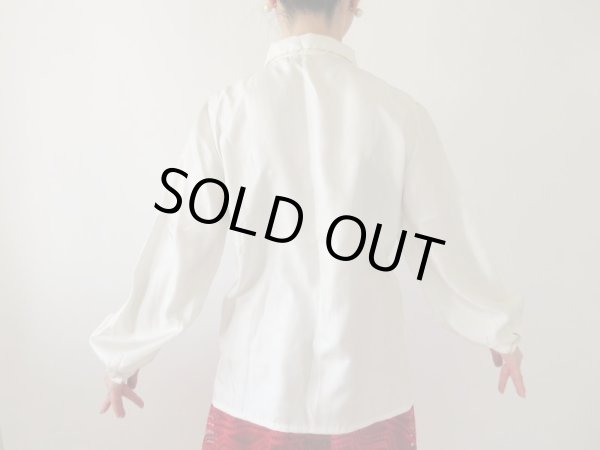 画像8: 【光沢と刺繍の高級感*】シルク刺繍ブラウス (8)