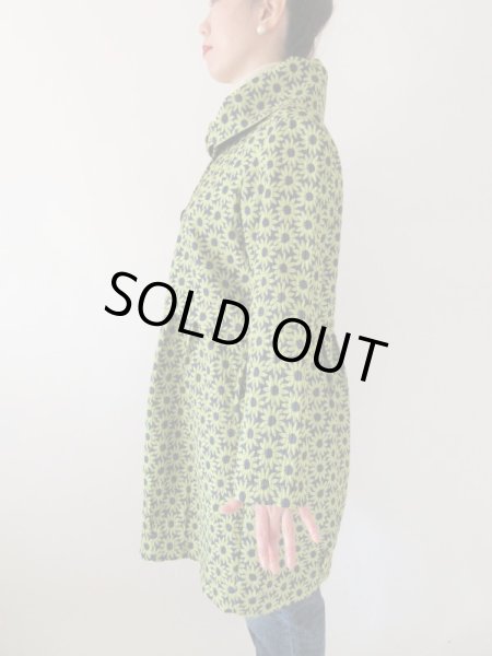 画像5: 【ほど良くハリのある素材もいい*】デイジー柄コート (5)