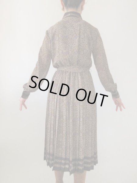 画像5: 【13号size*】大人クラシカルな花柄ワンピース  (5)