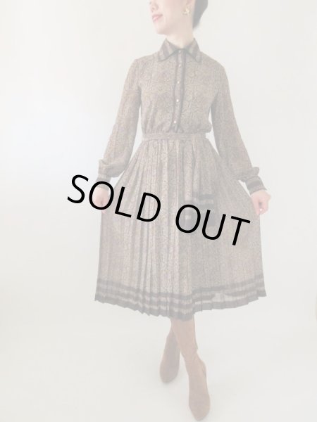 画像2: 【13号size*】大人クラシカルな花柄ワンピース  (2)