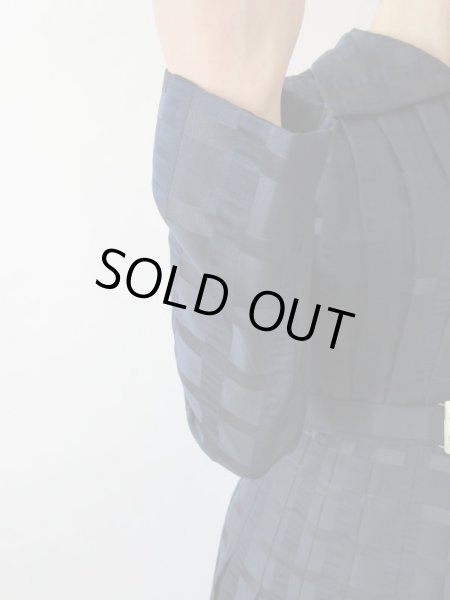 画像9: 【きっとこれからも*】濃紺正統派ワンピース  (9)