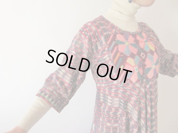 画像9: 【大胆にドラマティックに*】切り替えデザインのマキシ丈ワンピース (9)