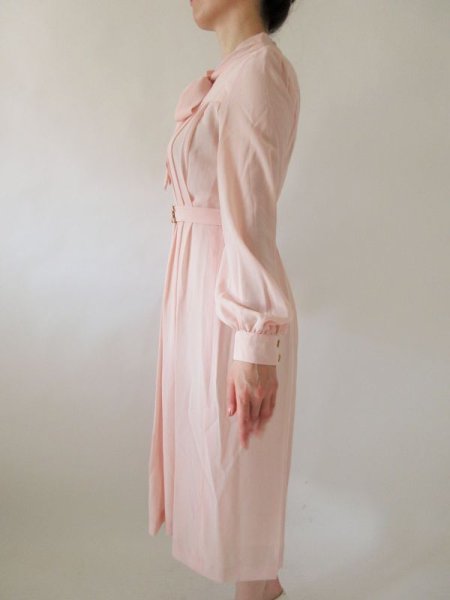 画像4: 【ベビーピンクにグッときた*】リボンタイのクラシカルワンピース  (4)