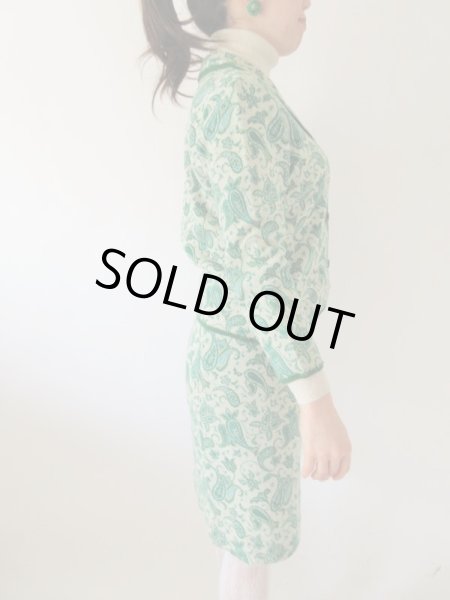 画像4: 【一目惚れ買い付け*】レトログリーンのペイズリー柄セットアップ (4)