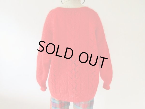 画像5: 【重ね着にオススメ*】鮮やかレッドのVネックニット (5)