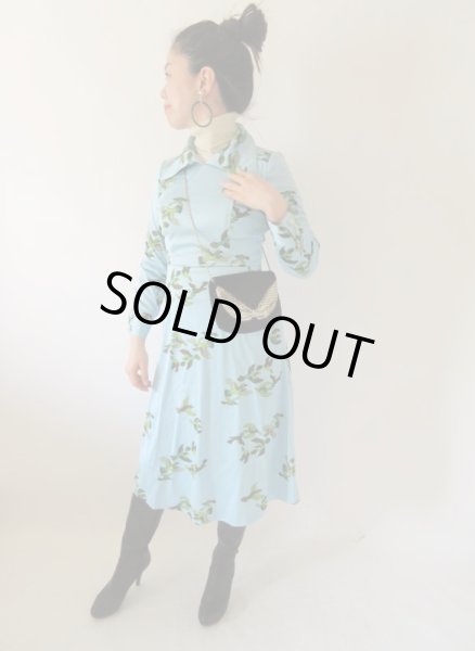 画像7: 【これぐらいのインパクトがあってもいい*】未使用*ゆらり*イヤリング (7)