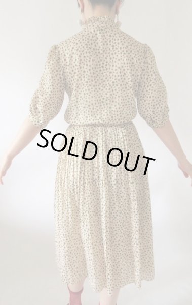 画像6: 【実は格子柄のベース生地*】大人っぽパフスリーブのワンピース  (6)