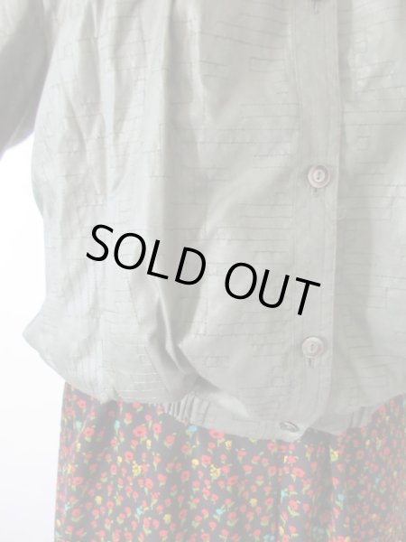 画像8: 【合間の季節に大活躍*】裏地チェックのカーキブルゾン (8)