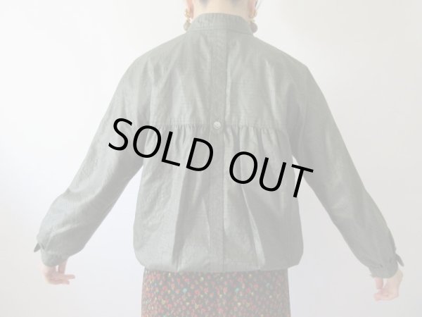 画像6: 【合間の季節に大活躍*】裏地チェックのカーキブルゾン (6)