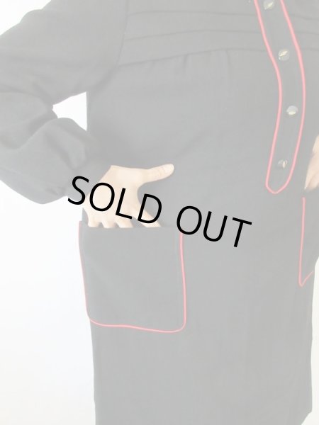 画像8: 【パリっ子みたいにこなれた感じで*】差し色レッドのゆったりワンピース (8)