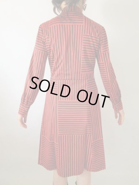 画像4: 【レトロモダンを気取るなら*】レトロデザインワンピース (4)