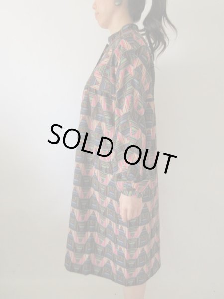 画像4: 【ゆったりサイズ*】アートデザインワンピース (4)