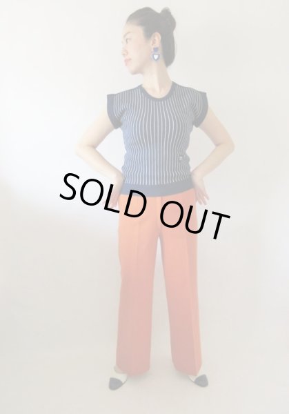 画像2: 【レトロ感が欲しい日に*】細ストライプニット (2)