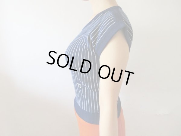 画像4: 【レトロ感が欲しい日に*】細ストライプニット (4)