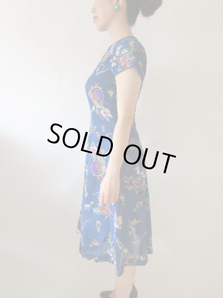 画像4: 【柄自慢*】チャーミングレトロ柄ワンピース (4)