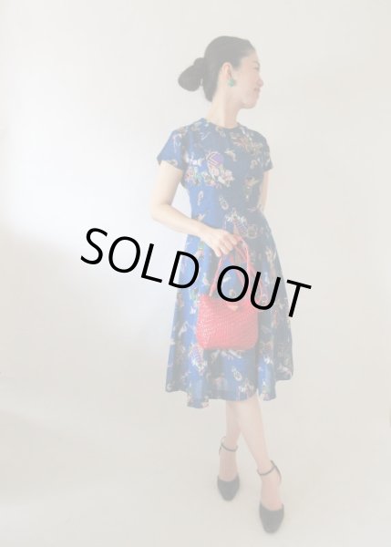 画像2: 【柄自慢*】チャーミングレトロ柄ワンピース (2)