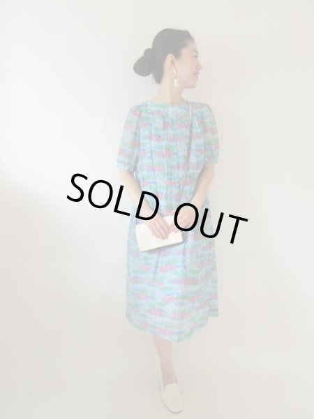 画像2: 【チャーミングフラワー*】シアー素材のワンピース (2)