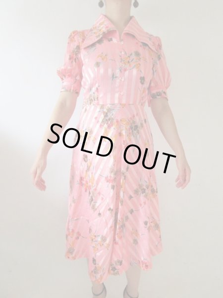 画像3: 【シルエット美人*】パフスリーブのフラワーワンピース (3)