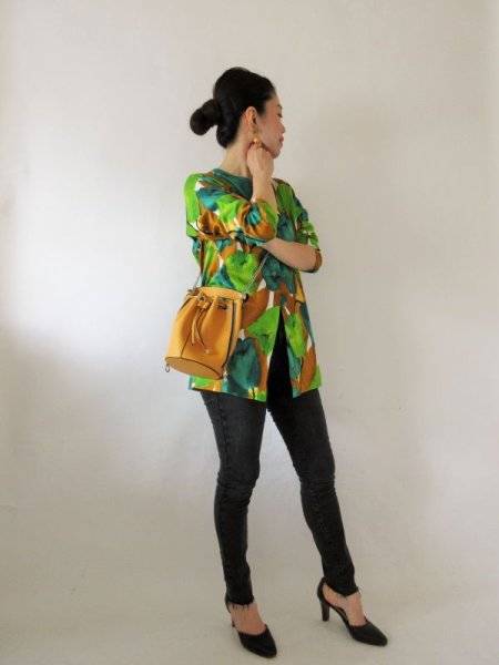 画像2: 水彩画アートフラワートップス (2)