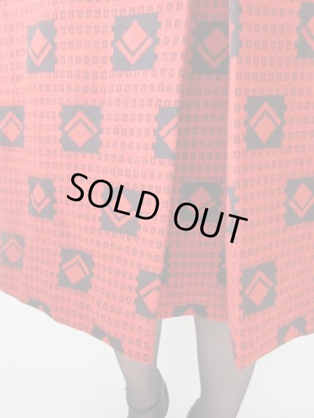 画像8: 【安定感のある可愛さ*】レトロ配色スカート (8)