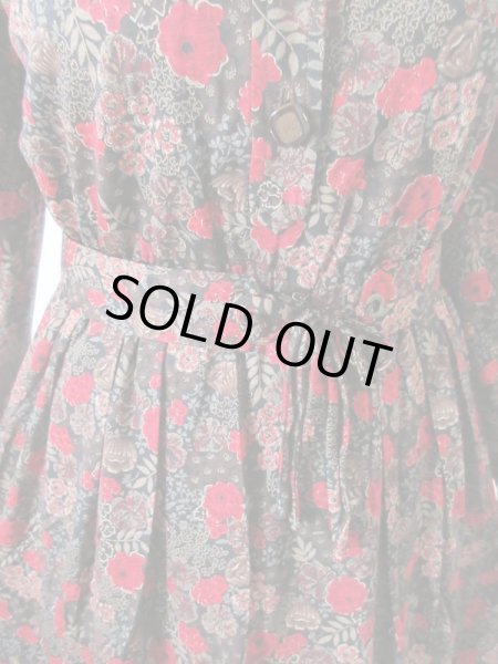 画像9: 【イヤリングと2点セットでお届け*】クラシカルフラワーのセットアップ (9)