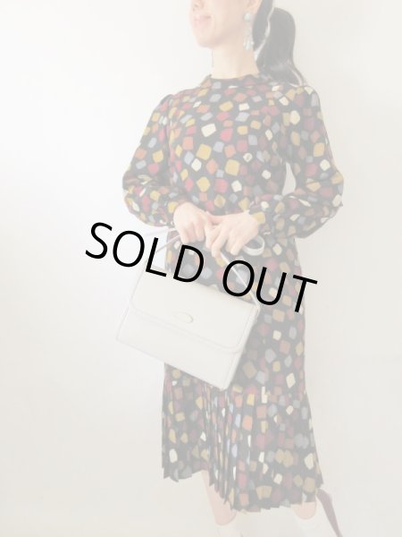 画像2: 【イヤリングと2点セットでお届け*】YSL生地のお仕立て品ワンピース  (2)