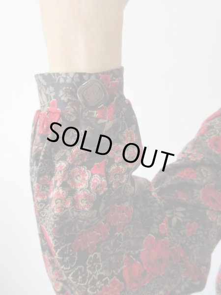 画像7: 【イヤリングと2点セットでお届け*】クラシカルフラワーのセットアップ (7)