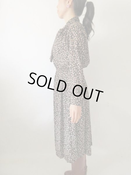 画像5: 【イヤリングと2点セットでお届け*】2way*クラシカルフラワーワンピース  (5)