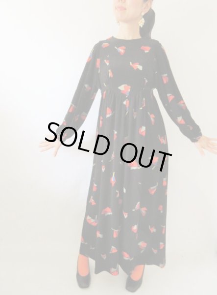 画像2: 【イヤリングと2点セットでお届け*】ゆったり*1点モノのマキシ丈ワンピース (2)