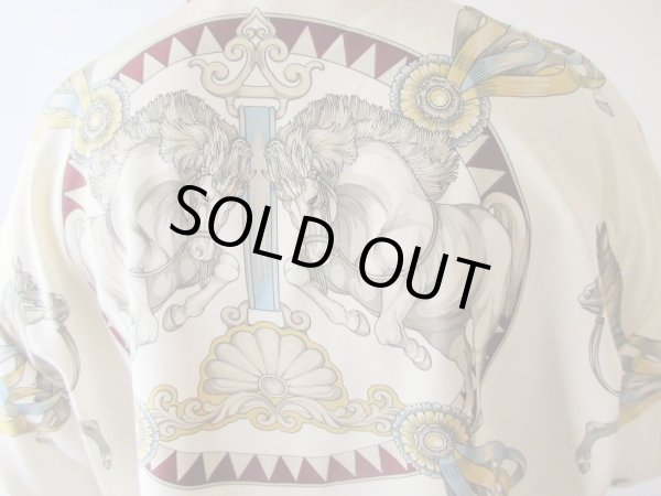 画像7: 【イヤリングと2点セットでお届け*】ゆったりサイズのお馬さんシャツ (7)