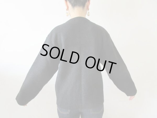 画像5: 【イヤリングと2点セットでお届け*】大人可愛いネイビーの高見えカーディガン (5)