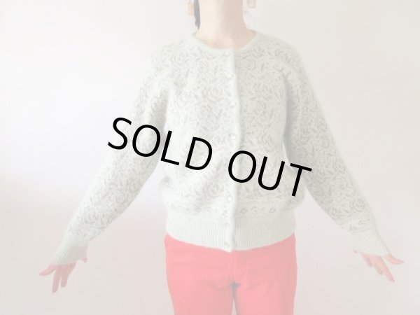 画像3: 【イヤリングと2点セットでお届け*】肌触り気持ちいい!ペールグリーンカーディガン (3)